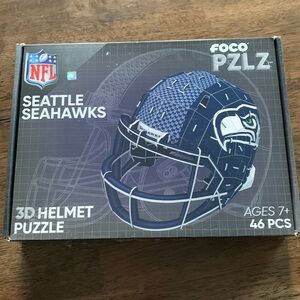 NFL Seattle Seahawks PZLZ Helmet Puzzle